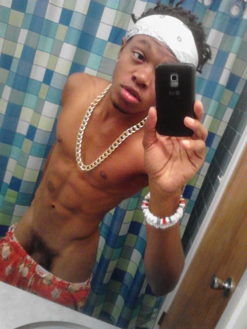 babiboi07:  babiboi07.tumblr.com