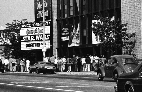mattlewis:Waiting in line to see Star Wars (1977-1983)