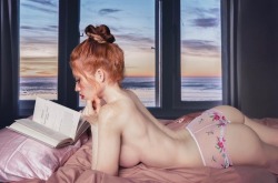 while-i-kiss-the-sky: