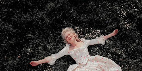ofprincessesandqueens:  get to know me meme (royalist edition):   royal films/television shows   | | Marie Antoinette Letting everyone down would be my greatest unhappiness   