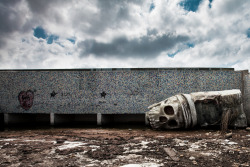 abandoned-playgrounds:  Morgan’s Island Aruba Water Park closed in 2010 for accidents that happened at the park and its steep prices! Full story —-&gt; http://www.abandonedplaygrounds.com/morgans-island-aruba-water-park-abandoned-in-paradise/