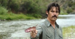 Oh, FUCK! Looks like Josh Brolin’s hot dong fell off and he’s