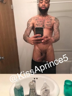 southerngent05:  Finally baited TJ follow my Twitter @KissAprince5 for more of his nudes and videos 😮