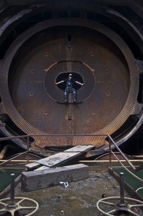 #TBT Me hanging out in a power plant.Fun fact, this machine was used as the time machine in 12 Monke