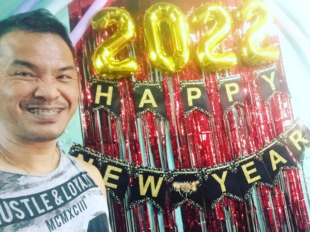 Wishing a Happiest and Safest 2022 to all of us! Happy New Year. #newyeardecor #newyearluck #newyear2022 #pandemicnewyear2022 #safe2022 #tophesmile  (at Zapote St. Camarin, Caloocan City) https://www.instagram.com/mattopshelien/p/CYI3ydUpe5H/?utm_medium=tumblr #newyeardecor#newyearluck#newyear2022#pandemicnewyear2022#safe2022#tophesmile