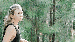 queensansastark:  BETHYL MEME || 2 episodes (&frac12;)  4x10 
