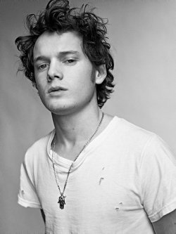 R.I.P.  Anton Yelchin     (1989–2016)