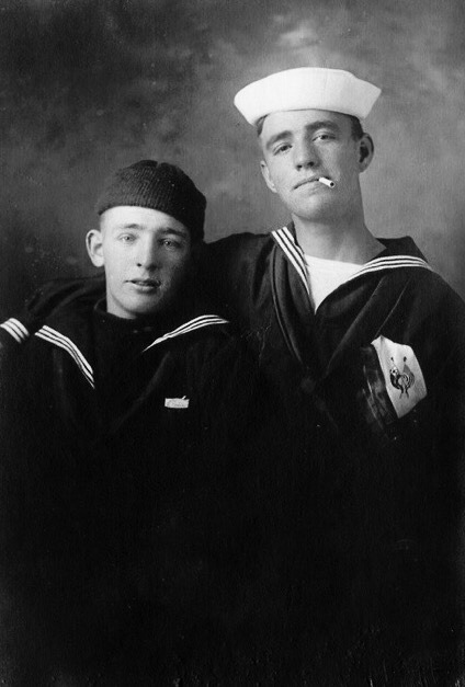 butchieb:Naval Buddies……