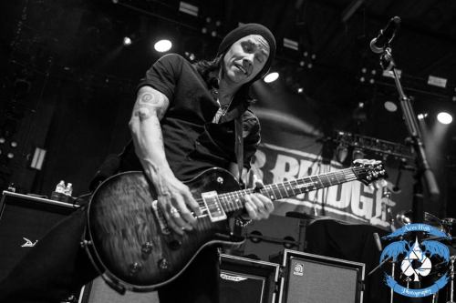 Great shots of Myles Kennedy with Alter Bridge yesterday @ Cuyahoga Falls©Aces High Photog