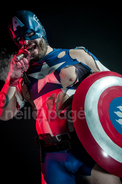 undercub01:  nzpage:  Captain Bearica - the Bears’ favourite superhero!  😜😜GRRR!! 😜 😜