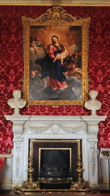 lesfressange:                                      Objects of Desire (Fireplace)1. Spencer House, Lo