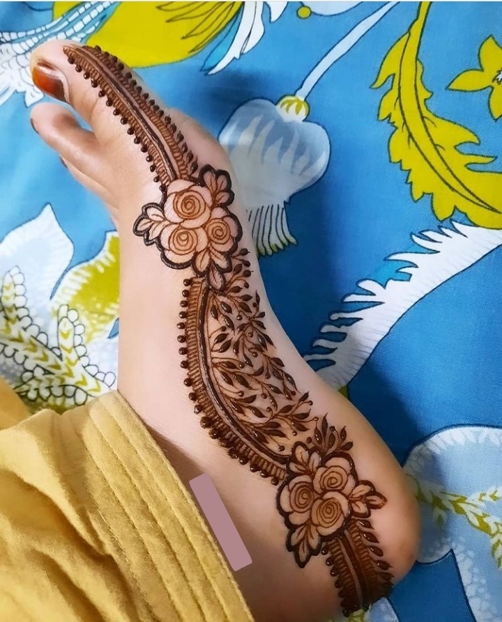 Casual Everyday Arabic Leg Mehndi Design by sanjhh on DeviantArt