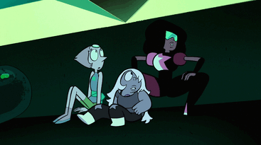 How hilarious was the Gem’s unanimously whispered “Steven!”. It’s pretty