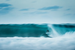 cbssurfer:Mick Fanning… faster than a speeding bulletPhoto Corey Wilson