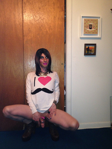 swishynicky:  HI ITS SWISHY NICKY CUMDUMP AGAIN. JUST LOOK AT ME ACTING LIKE A TOTAL