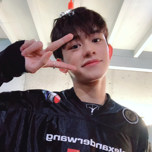 LUCAS WONG (wayv, superm, nct) ICONS© @bychittapon on twitter