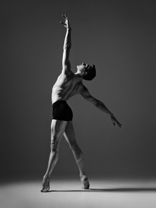 coltonwestdance:  ronnieboehm:  Greig Matthews, porn pictures