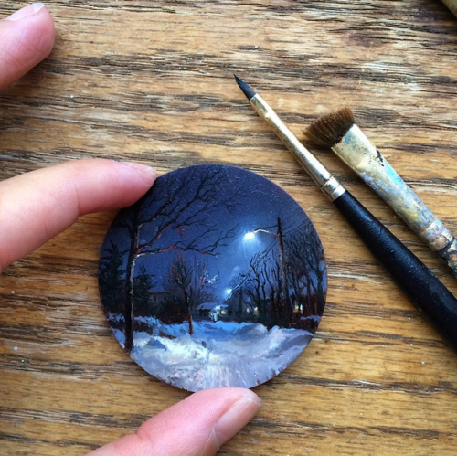 Dina Brodsky | Instagram (b.1981, USA)Dina Brodsky paints on circular pieces of plexiglass with a 2-