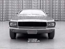 Bringingnoise:  In 1966, Ford Has Created A Stunning Concept Car Mustang Mach 1.