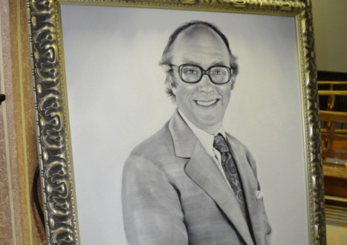 The family of Eric Morecambe are as pleased as Punch about a new portrait of the comedian by a boxer