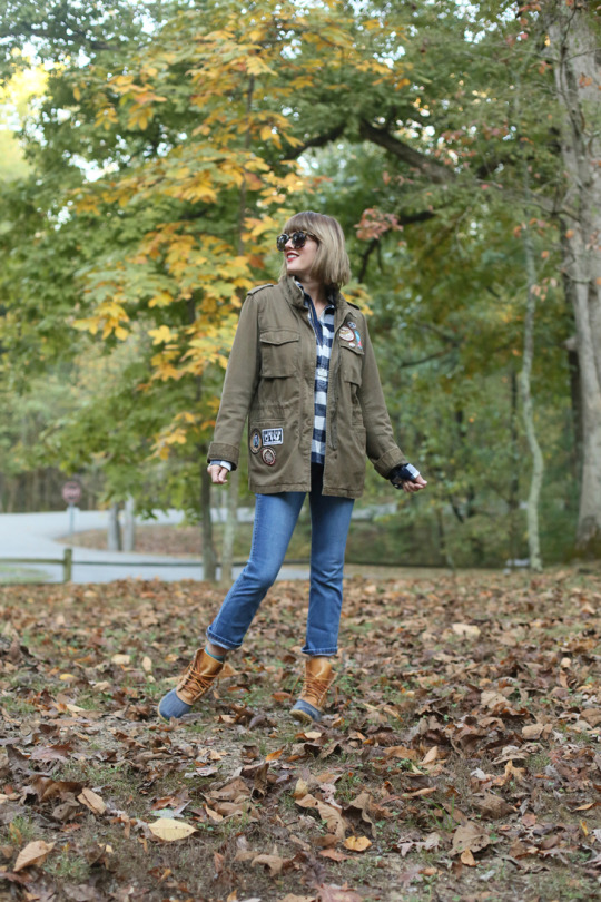 Camping Outfit, What to Wear Camping, Fall Outfit, Patch Jacket, How to Wear Patches