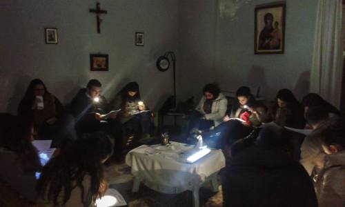 These believers in Syria meet weekly to study God&rsquo;s word without any electricity.Pray that