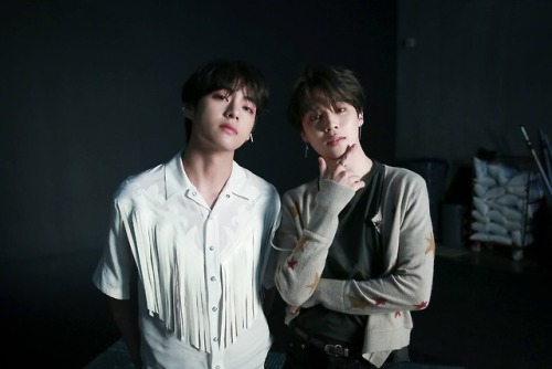 BTS V, Jimin, J-Hope, &amp; Jungkook LOVE YOURSELF 轉 ‘Tear’ Album Photoshoot Sketch 