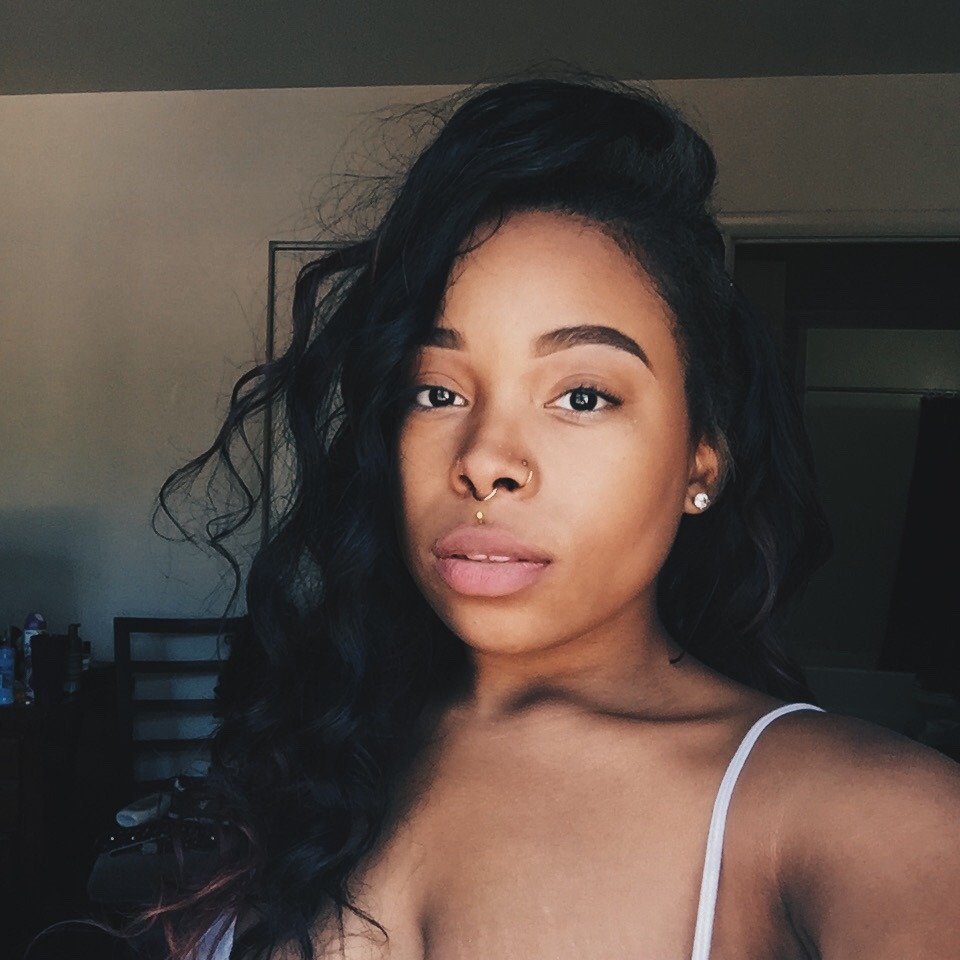 queenevea:  deadlywhores:  aestheticsista:  when the sun kisses your features ever