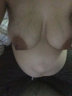 stripytightsanddarkdelights:First naughty pic on this account :p but finally pumping these things again. They’re so full