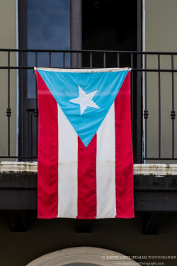 josephlopezphotography:  Puertorican Flag  Mi orgullo