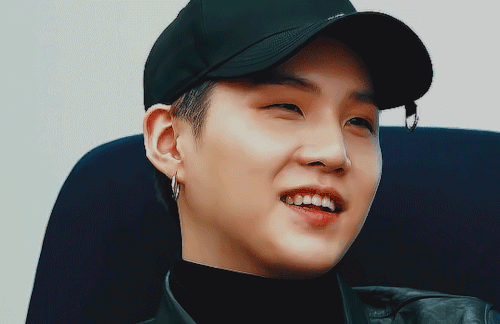 I’m a hoe for brows pt. 2/? #btsgoldnet#hyunglinenetwork#heartsforbts#btsgif#kgfxnet#houseofddaeng#bangtanarmynet#myg#mine:yoongi#mine:bts#mine:gif#brows #well fuck im out of practice  #AS IF I EVER WAS PRACTICING THIS #h4brows