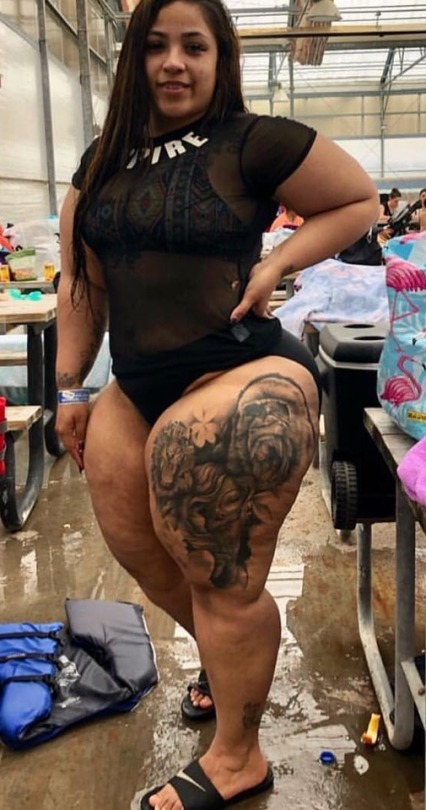 rockhher:  THAT’S A THICK TATTOO 