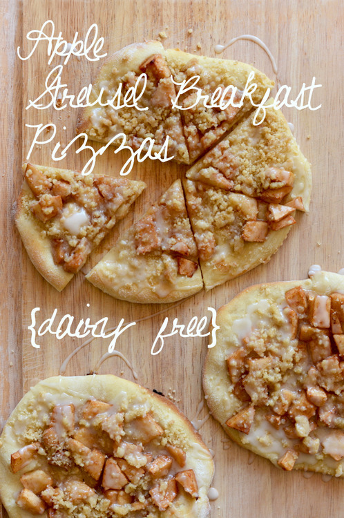 vegan-yums: Apple Streusel breakfast pizzas / Recipe