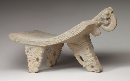 A metate, or platform for grinding maize, from Costa Rica (4th-8th century CE). This one would have 