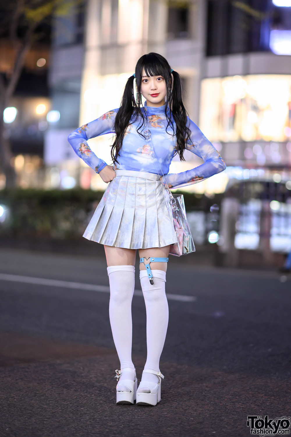 tokyo-fashion:  19-year-old Japanese idol - and Hatsune Miku fan - Misuru on the