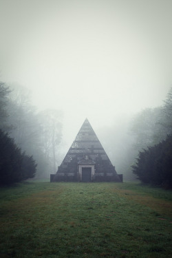 90377:  Blickling Mausoleum by Matthew Dartford