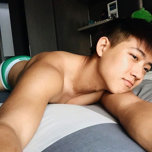 studentsg: hoz95:Benjamin Tan Slut