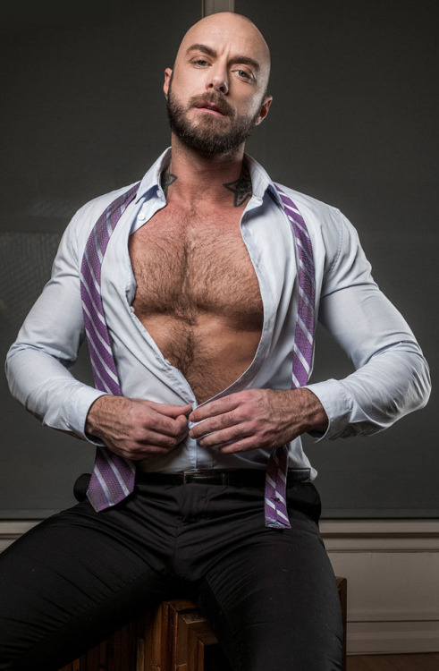 Suitguy