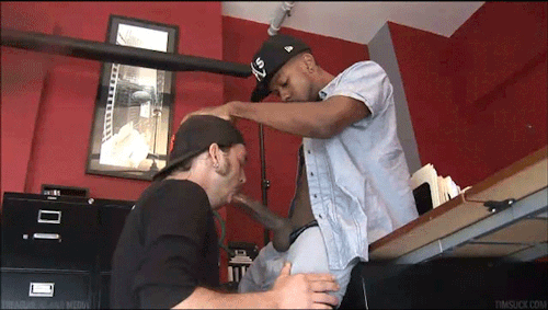dickandnutt:  Javin knows how to get a mouth wet for his dick. Homeboy couldn’t get enough!