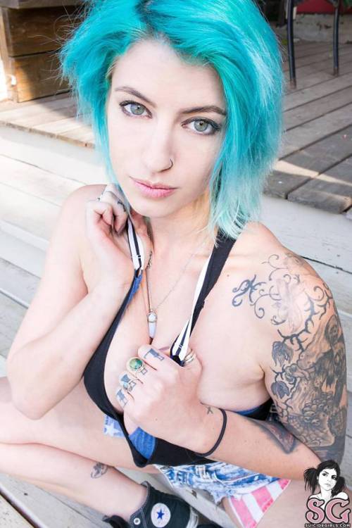 all-suicidegirls-all-the-time: Pulp Suicide