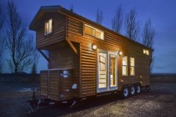 Absolutely gorgeous tiny house! 😍❤️