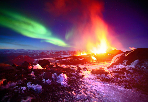 odditiesoflife:  Amazing Volcanic Eruption With Northern Lights, Iceland  After hearing that the Eyjafjallajökull Volcano was erupting, photographer James Appleton made a journey to Iceland. Appleton managed to take these stunning photos of the volcano’s