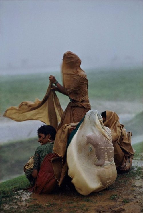 chasingsnowflakes: Raghubir Singh. Monsoon Rains, Monghyr, Bihar, 1967.