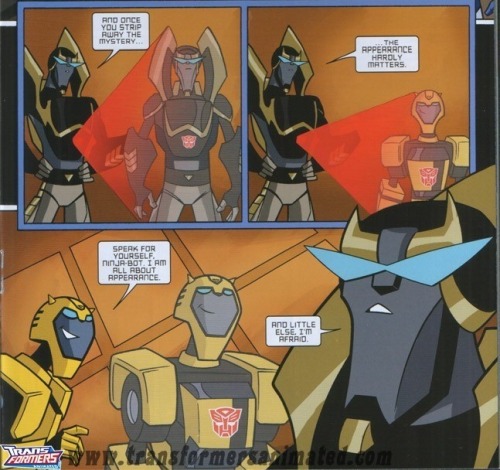 olympian-lickeysplit:Prowl, honey, why do you have a hologram of Bumblebee?