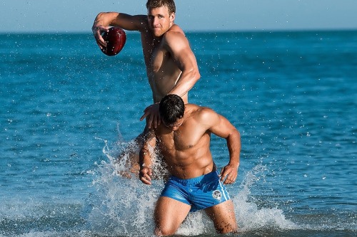 nickk1712:  Follow: http://nickk1712.tumblr.com.