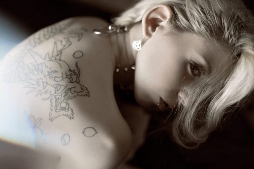 thedollwiththecat:  Model: Luisa Cacciamali, @thedollwiththecatPhoto: Eldricht