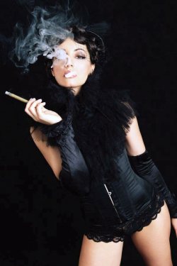 Selina Minx's Smoking Fetish