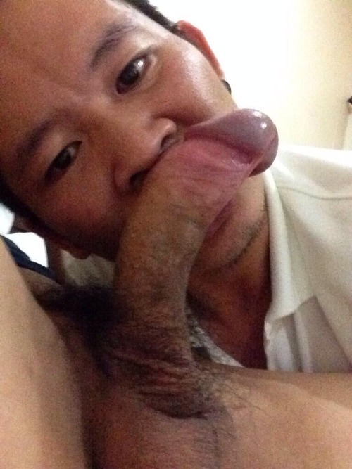 Porn Pics toshio3:  Reblogged from asianhunks 