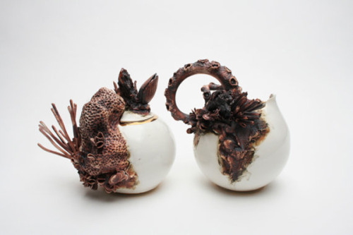 artmesohard:  ‘Bottom Feeders&rsquo; is a sculpture project by Mary O’Malley in whic