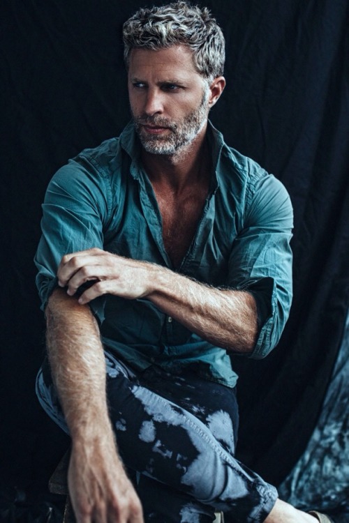 montydave:  silverfoxmen:  Jason Sullivan, model  WOOF!